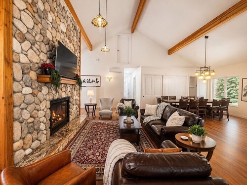 The Lodge at 23-Acre Whidbey Estate