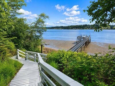 The Lodge at 23-Acre Whidbey Estate