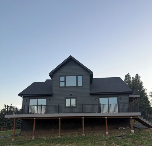 New luxury 3-bedroom house in historic Latah