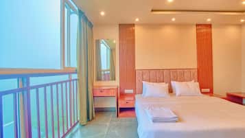 Deluxe Room, Hill View