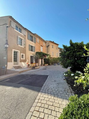 Exterior - Vrbo Property (Mougins)