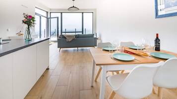 Apartment | Dining