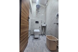 Suite | Bathroom - Hotel La Rio (New Delhi)