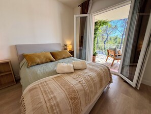 Free WiFi, bed sheets - Vrbo Property (Carqueirane)