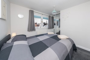 1 Schlafzimmer, Schreibtisch, Bügeleisen/Bügelbrett, kostenloses WLAN