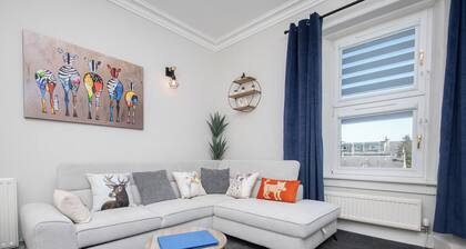Broughty Ferry 1 Bedroom First Floor Maisonette - Brand New Rental !!!!