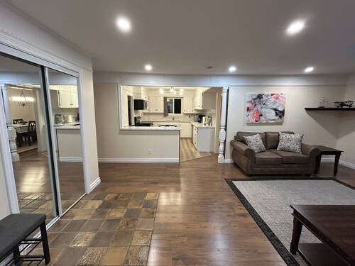 Cozy 3BR Cottage Near Lake Simcoe