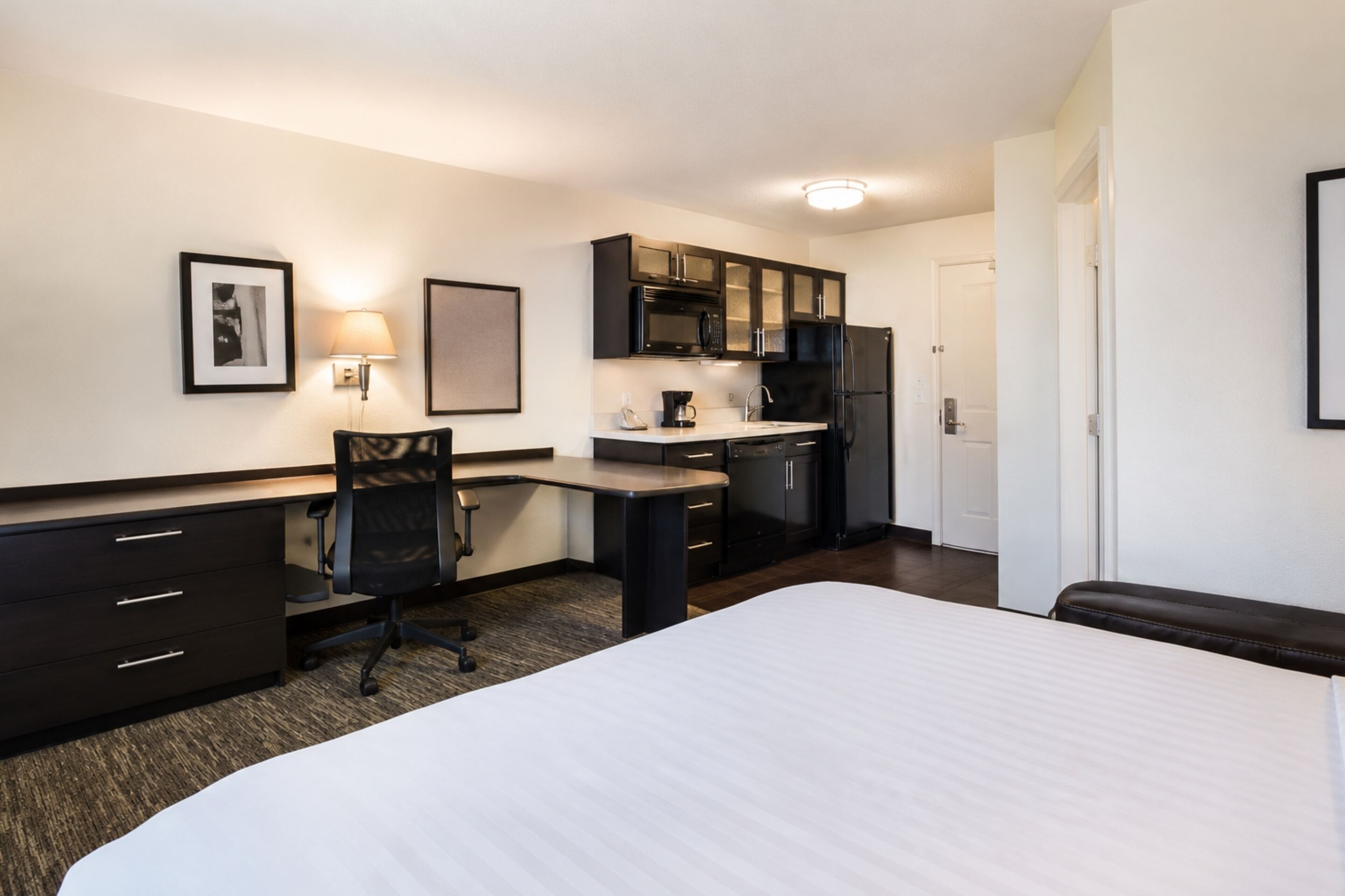 Suite estudio Confort, 1 cama Queen size, notificación para personas con discapacidad auditiva | Servicios de la habitación