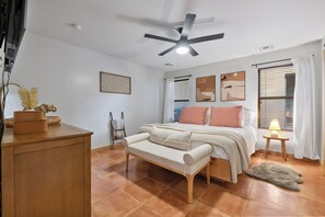 4 habitaciones, tabla de planchar con plancha y wifi gratis 