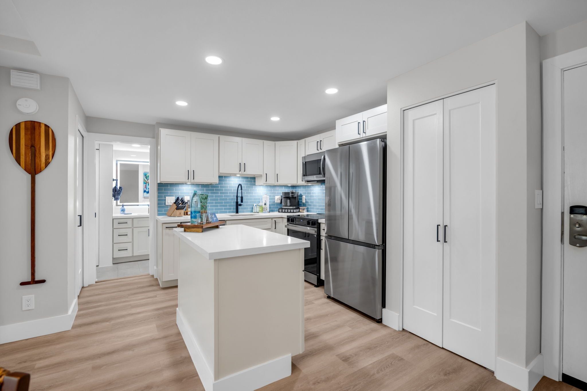Condo de lujo, vista al jardín | Cocina privada