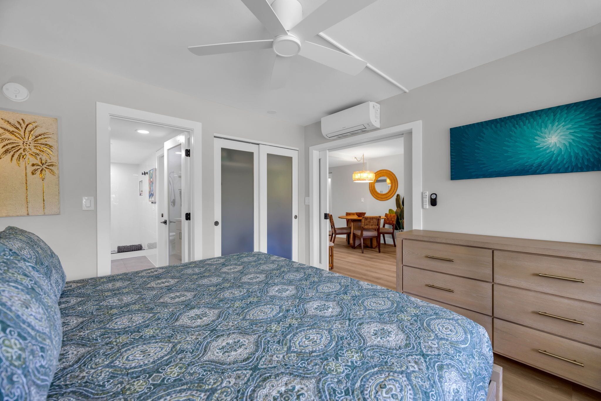 Condo de lujo, vista al jardín | Cortinas blackout, tabla de planchar con plancha y wifi gratis 