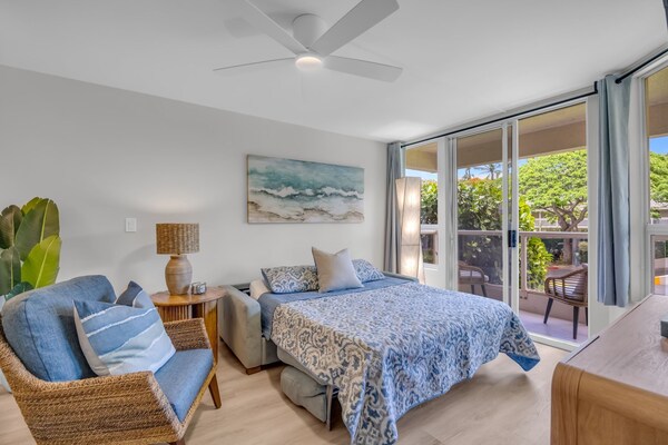 2 2 New Designer Beachside Resort Vistas - Maui, HI