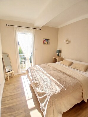 Iron/ironing board, WiFi, bed sheets - Vrbo Property (Argelès-sur-Mer)