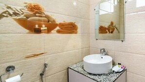 Bathroom - Corbett Hill Resorts (Lansdowne)