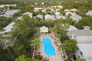 Pool - Golf Cart + Community Pool | Walk to Beach + Eastern Lake | Cart & Coast (Santa Rosa Beach)