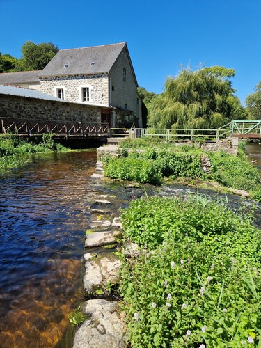 Le Moulin de Kernavalet - Trégor, bord du Trieux