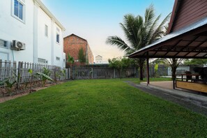 Property grounds - Authentic Khmer Home • Pavilion & Tropical Garden (Krong Siem Reap)