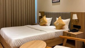 Deluxe Room | Laptop workspace, WiFi (free) - The Shivanta Inn (Gandhinagar)
