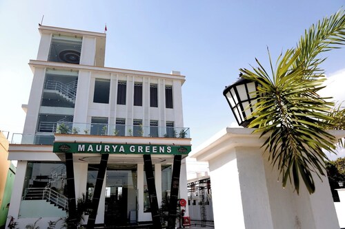 Hotel Maurya Greens
