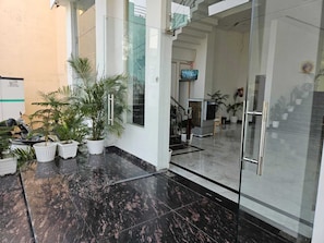 Hall