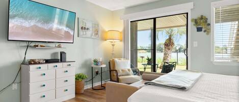 Studio, 1 très grand lit et 1 canapé-lit (Shore Thing) | 1 chambre, décoration personnalisée, ameublement personnalisé