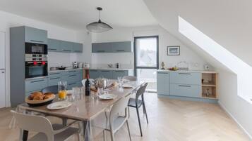 Apartment | Dining