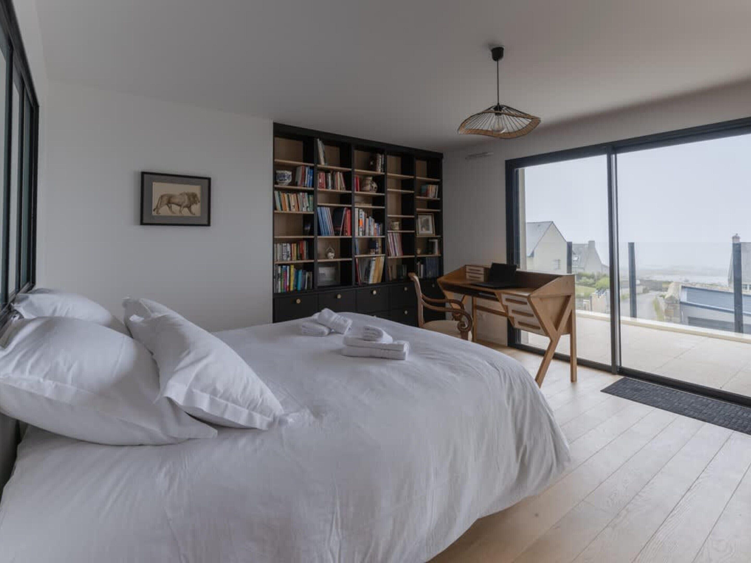 Apartemen | 3 kamar tidur, setrika/meja setrika, dan seprai linen