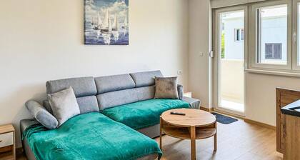 1 bedroom lovely apartment in Kastel Stafilic