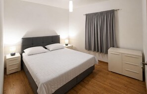 Bügeleisen/Bügelbrett, kostenloses WLAN