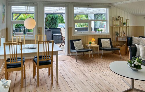 Nice home in Hadsund with WiFi