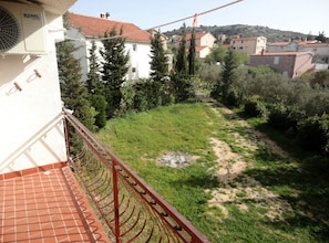 Apartment (Two bedroom apartment (B)) | Balkon