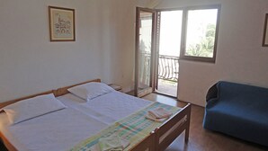 아파트 (Two bedrom apartment (D))