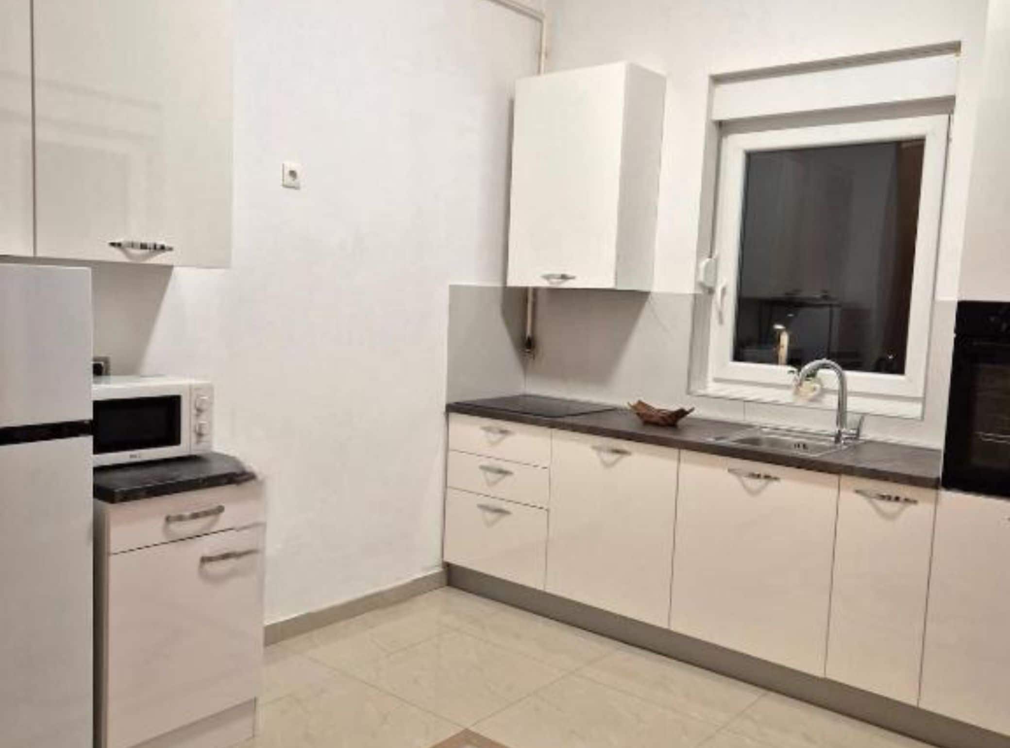 Apartment (Two Bedroom Apartment with Sea View a) | Eigene Küche