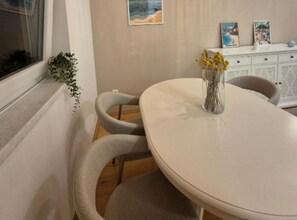 Apartment (Two Bedroom Apartment with Sea View a) | Dining room - The Ipanema Zadar Apartment (Zadar)