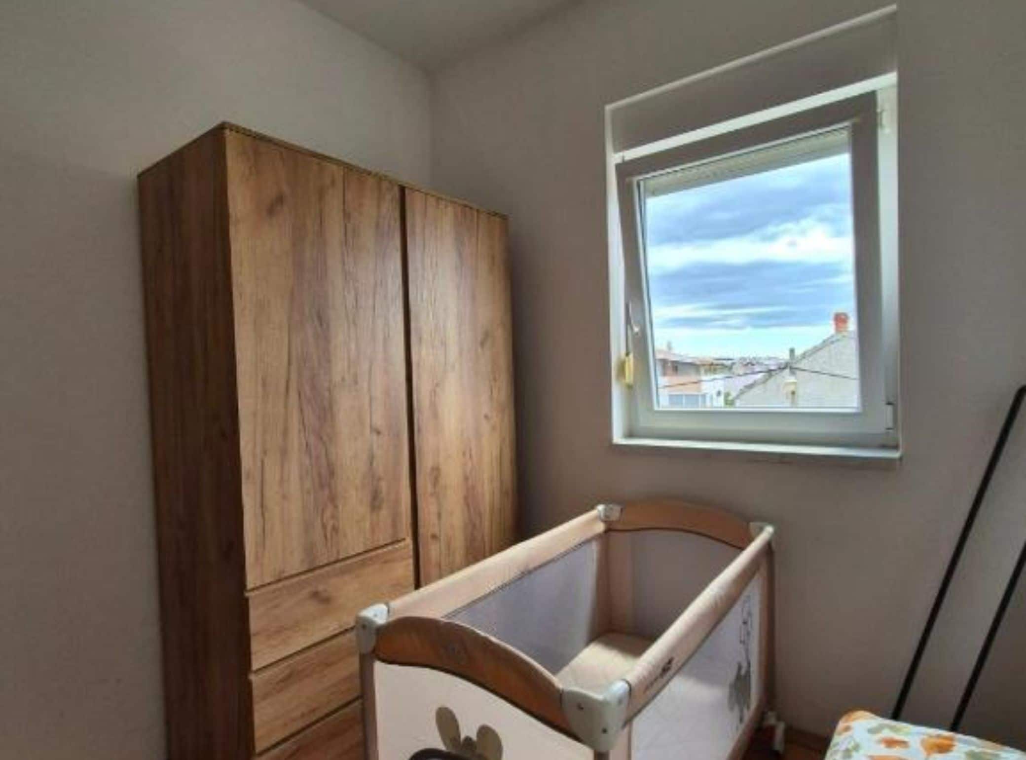2 habitaciones y cunas 