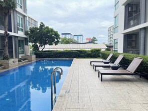 Condo, 1 Bedroom, Accessible, Balcony | Pool - Room16atchangwattana (Pak Kret)