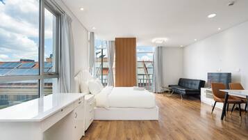 Comfort Apartment, City View