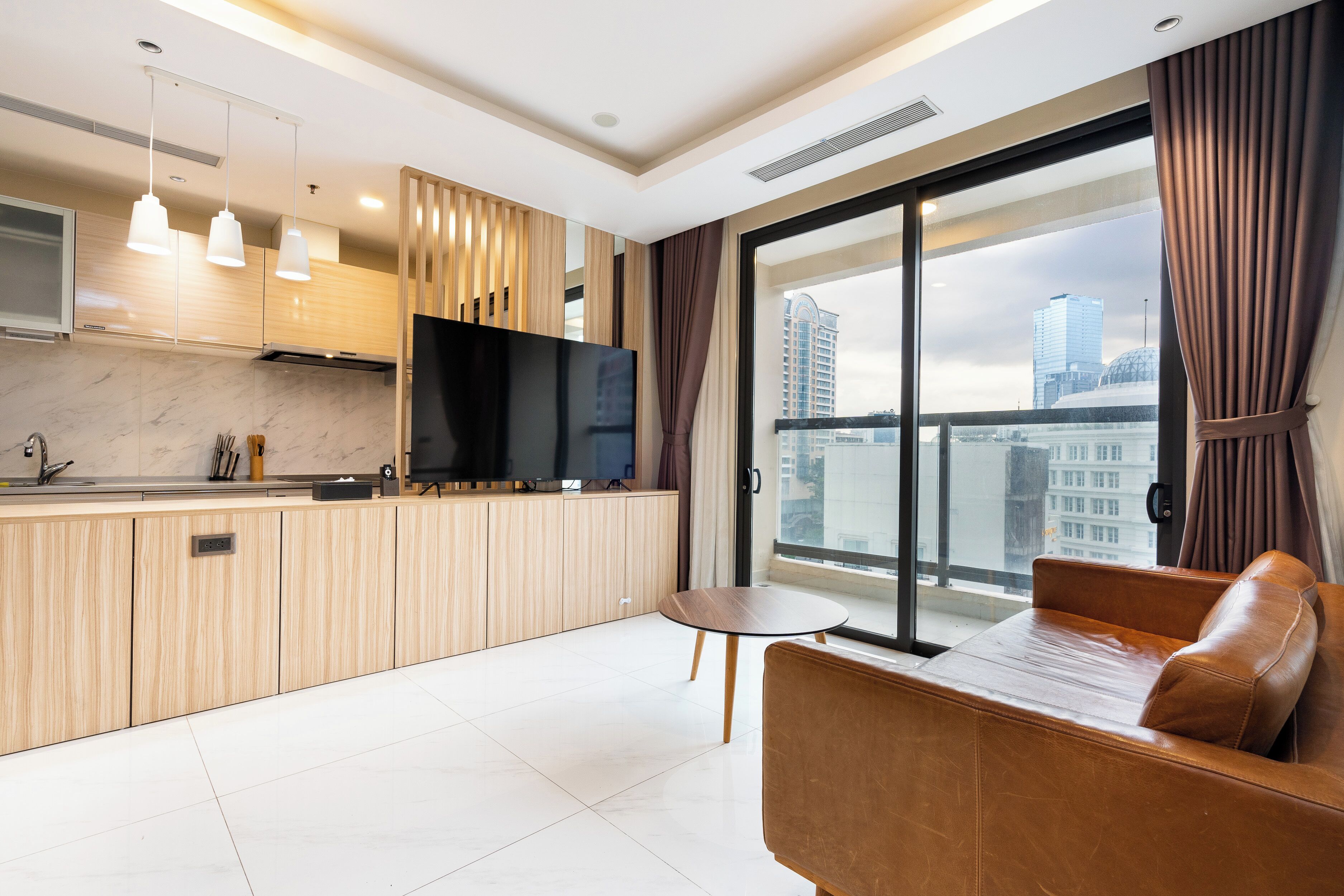 Comfort Apartment, City View | Living area