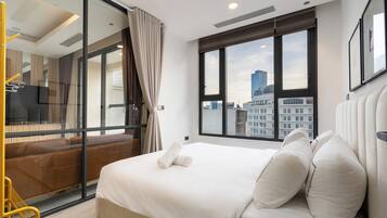 Comfort Apartment, City View