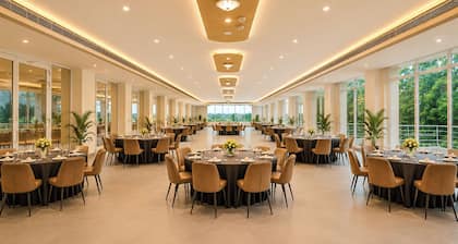 Yashshree Namdang Premier Hotel & Banquet