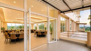 Dining - Yashshree Namdang Premier Hotel & Banquet (Margherita)