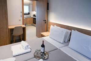 2 Schlafzimmer, Schreibtisch, Bügeleisen/Bügelbrett, kostenloses WLAN
