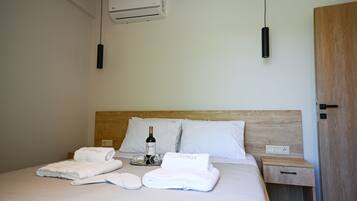 2 habitaciones, escritorio, tabla de planchar con plancha y wifi gratis