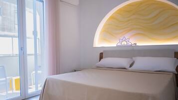 Double Room, Balcony | Minibar, free WiFi, bed sheets