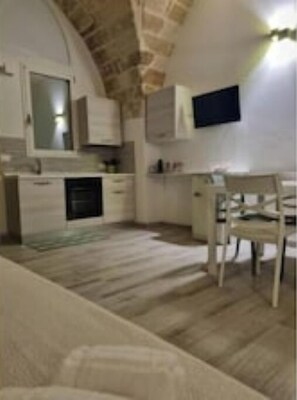 Interior - AvVolta in Salento | Comfort Quadruple Room with Kitchen (Torchiarolo)