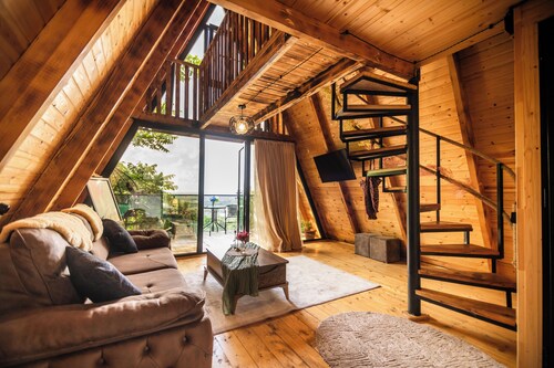 La Familia Cottages