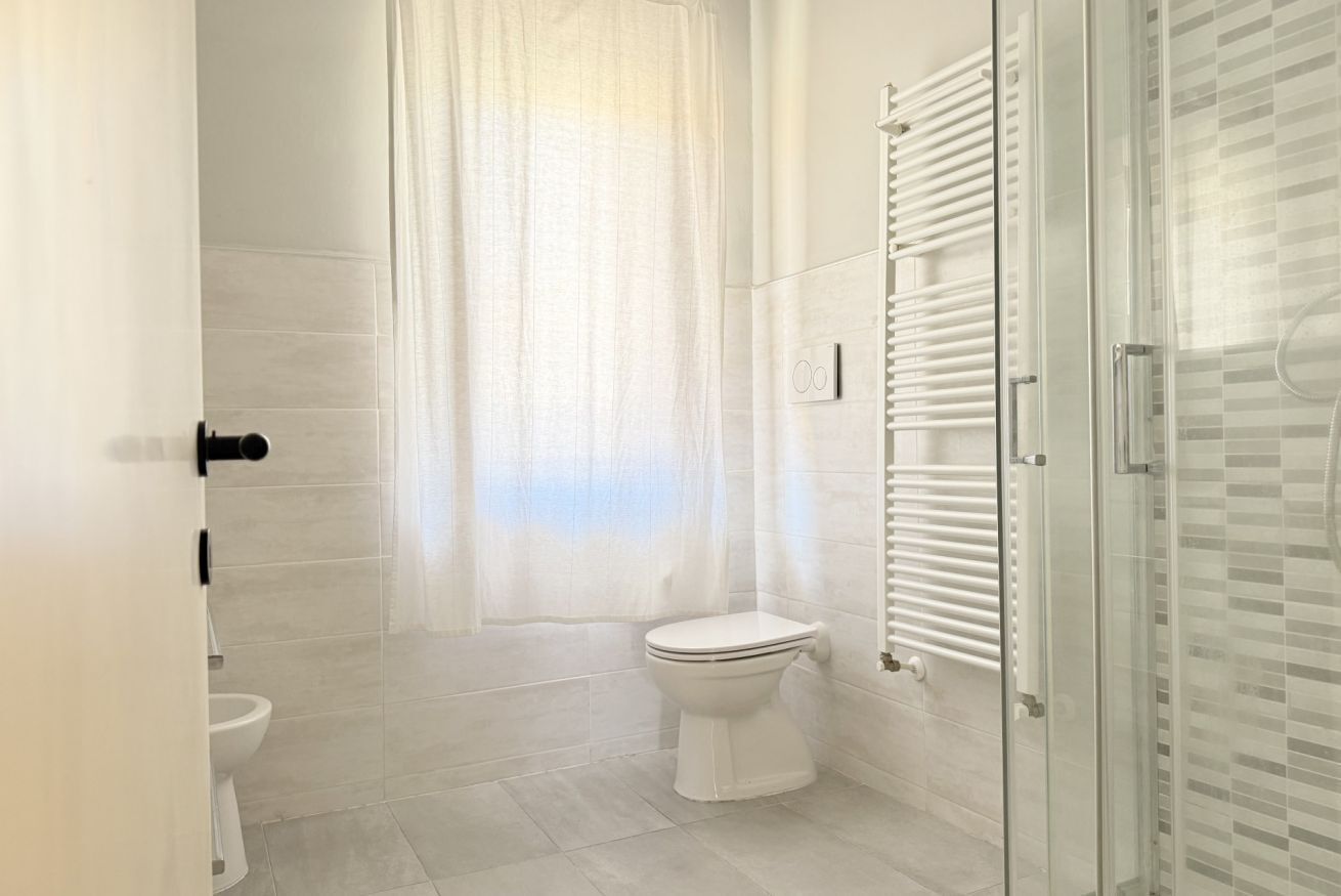 Doccia, bidet, asciugamani