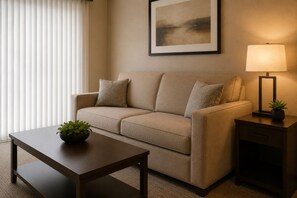 Living area - Bright 1BR Downtown Toronto Condo - Perfect for Families & Groups! (Toronto)
