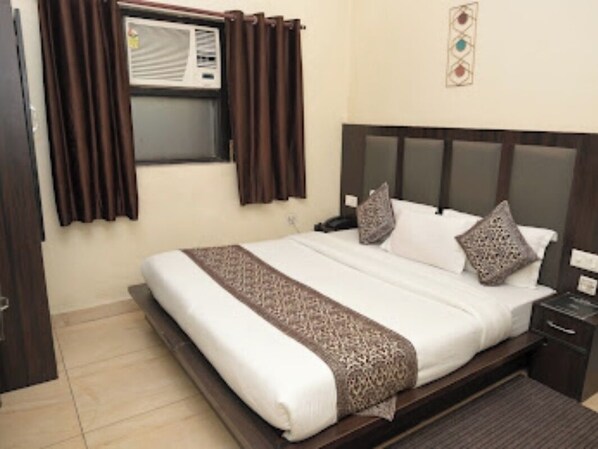 Room - Hotel Sunder Palace (Dehradun)
