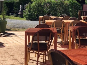 Utendørsservering